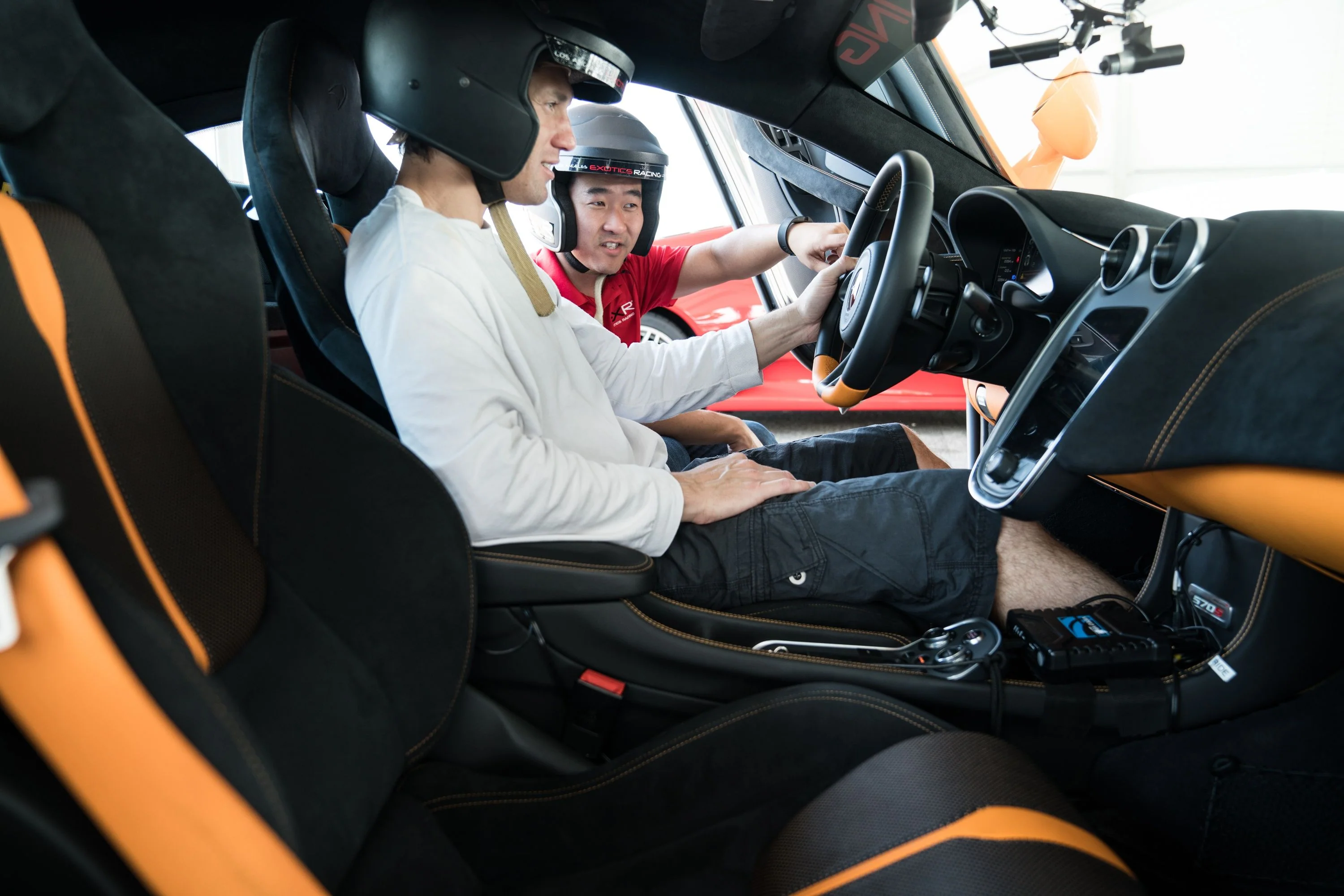 Race a Porsche GT3 RS in Las Vegas - Image 2