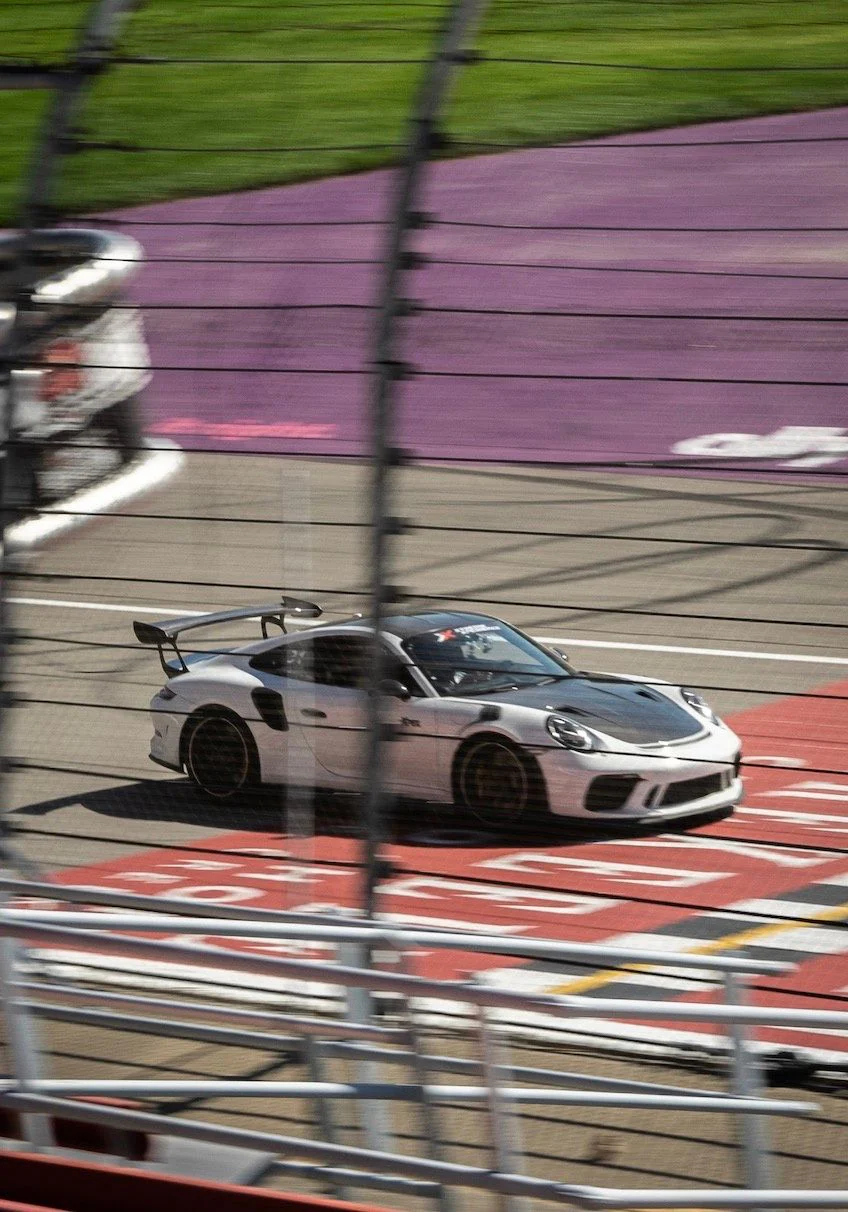 Race a Porsche - Hedge Hollow Racetrack - Image 5