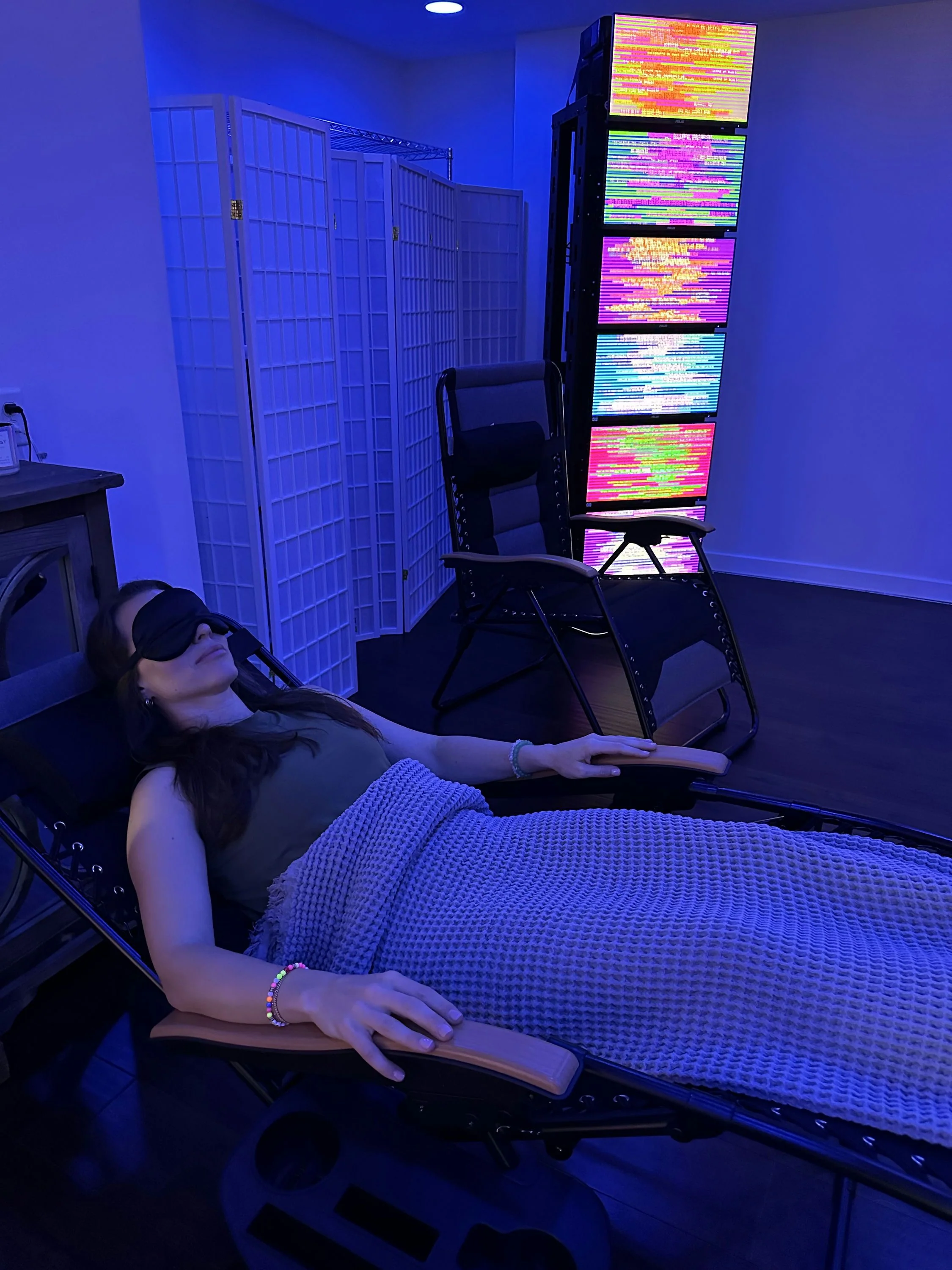 Rejuvenating Light System Therapy Session