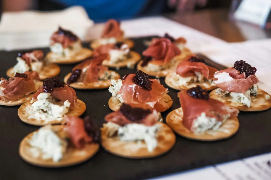 Richmond's Hot Spots Booze & Bites Tour - Image 5