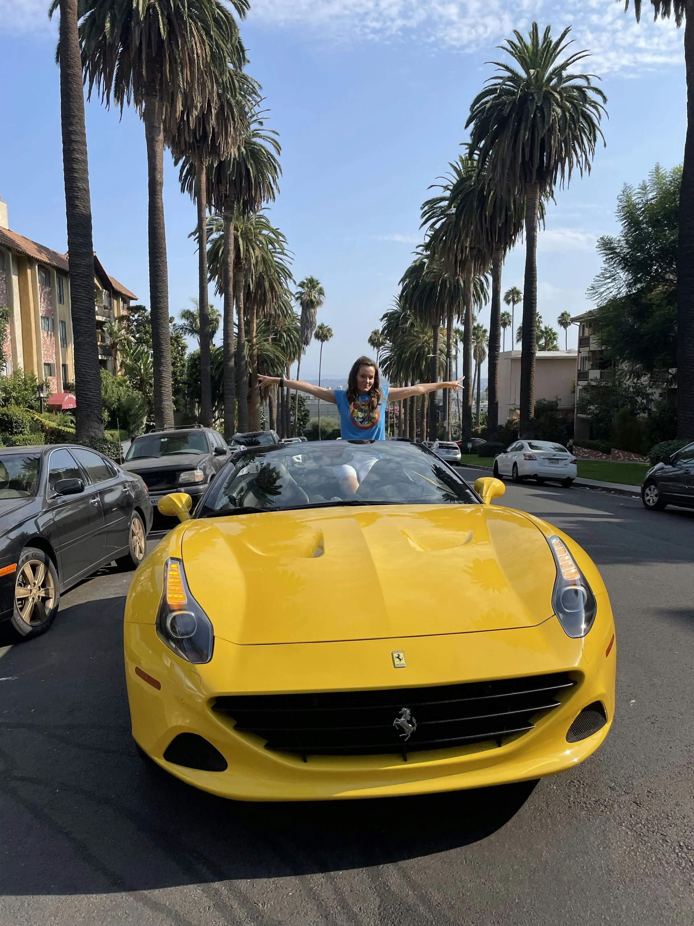 Ride or Drive a Ferrari: 30-Minute Hollywood Sign Viewpoint Tour - Image 3