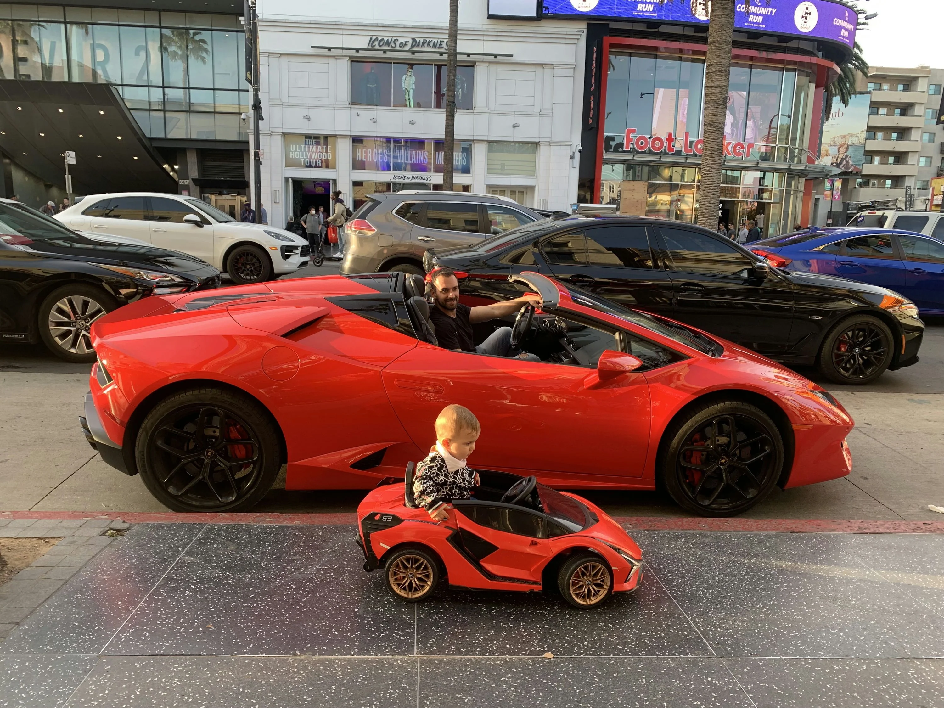 Ride or Drive a Lamborghini: 1-Hour Beverly Hills Tour - Image 7