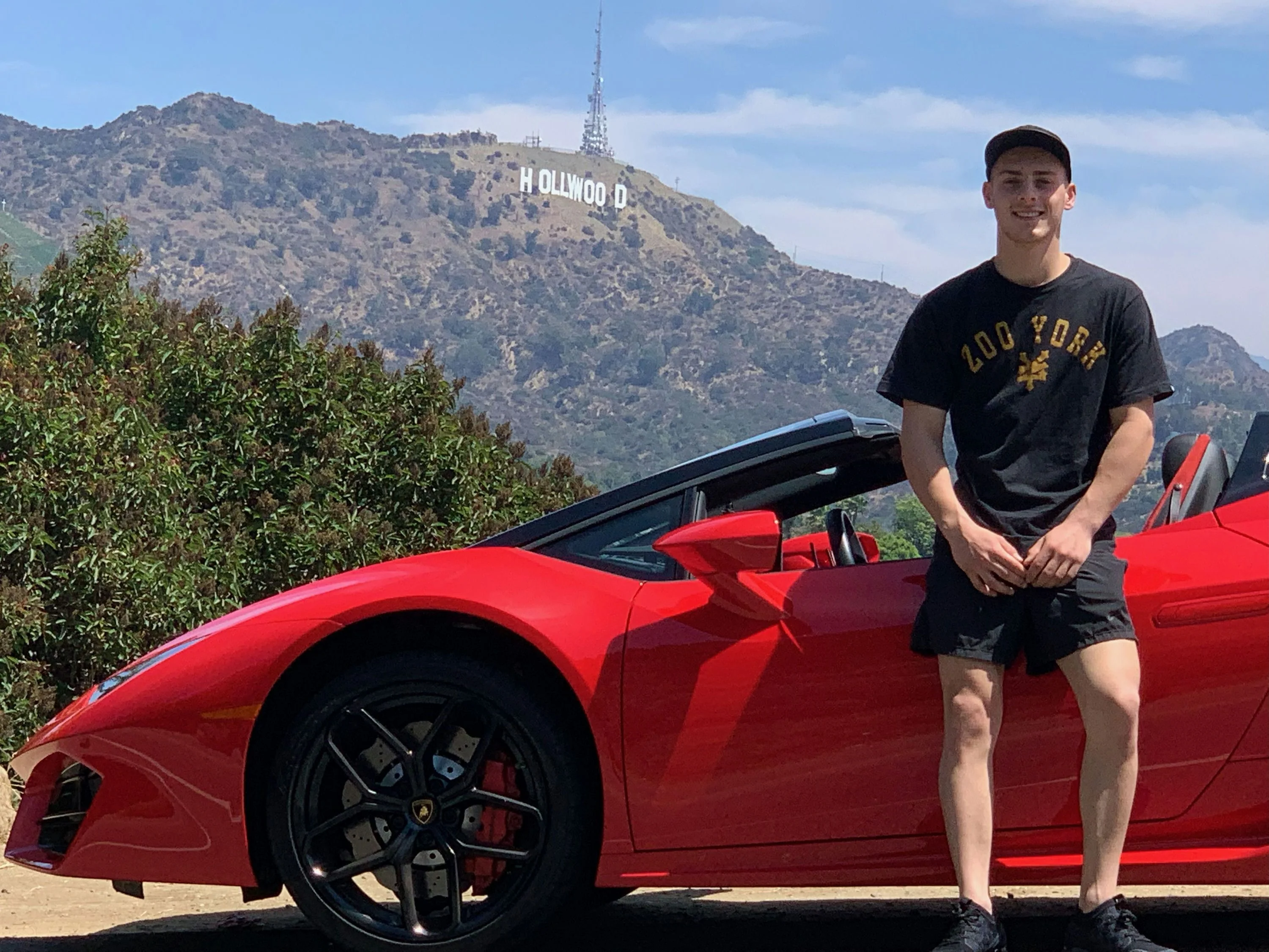 Ride or Drive a Lamborghini: 50-Minute VIP Hollywood Sign Tour - Image 3
