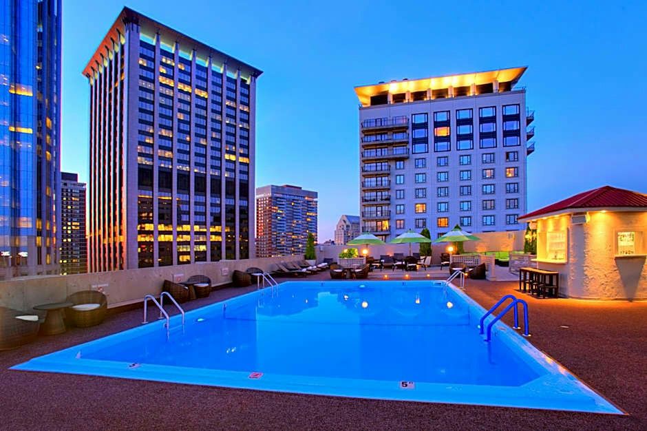 Romantic 1 Night Hotel Getaway for Two - Image 3