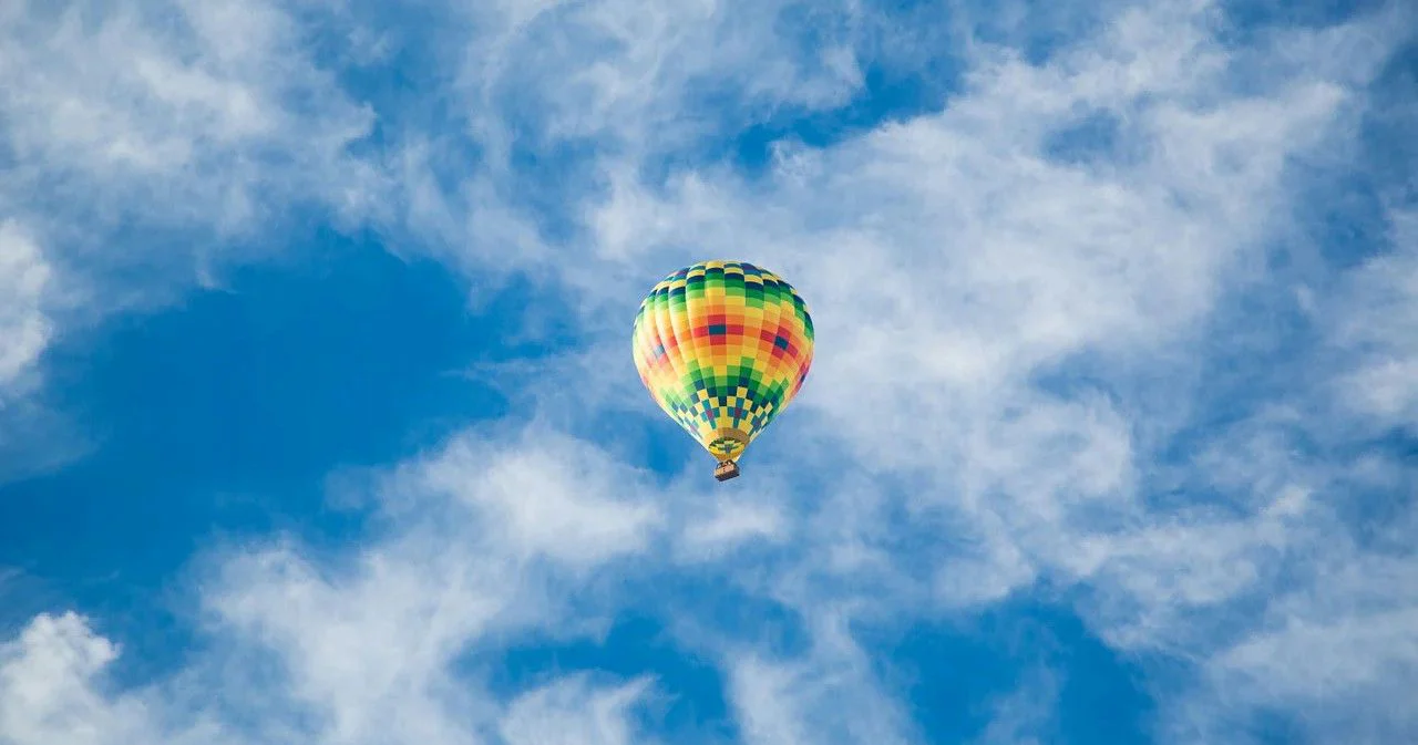 Romantic Hot Air Balloon Ride with Champagne Toast For 2 - Image 2