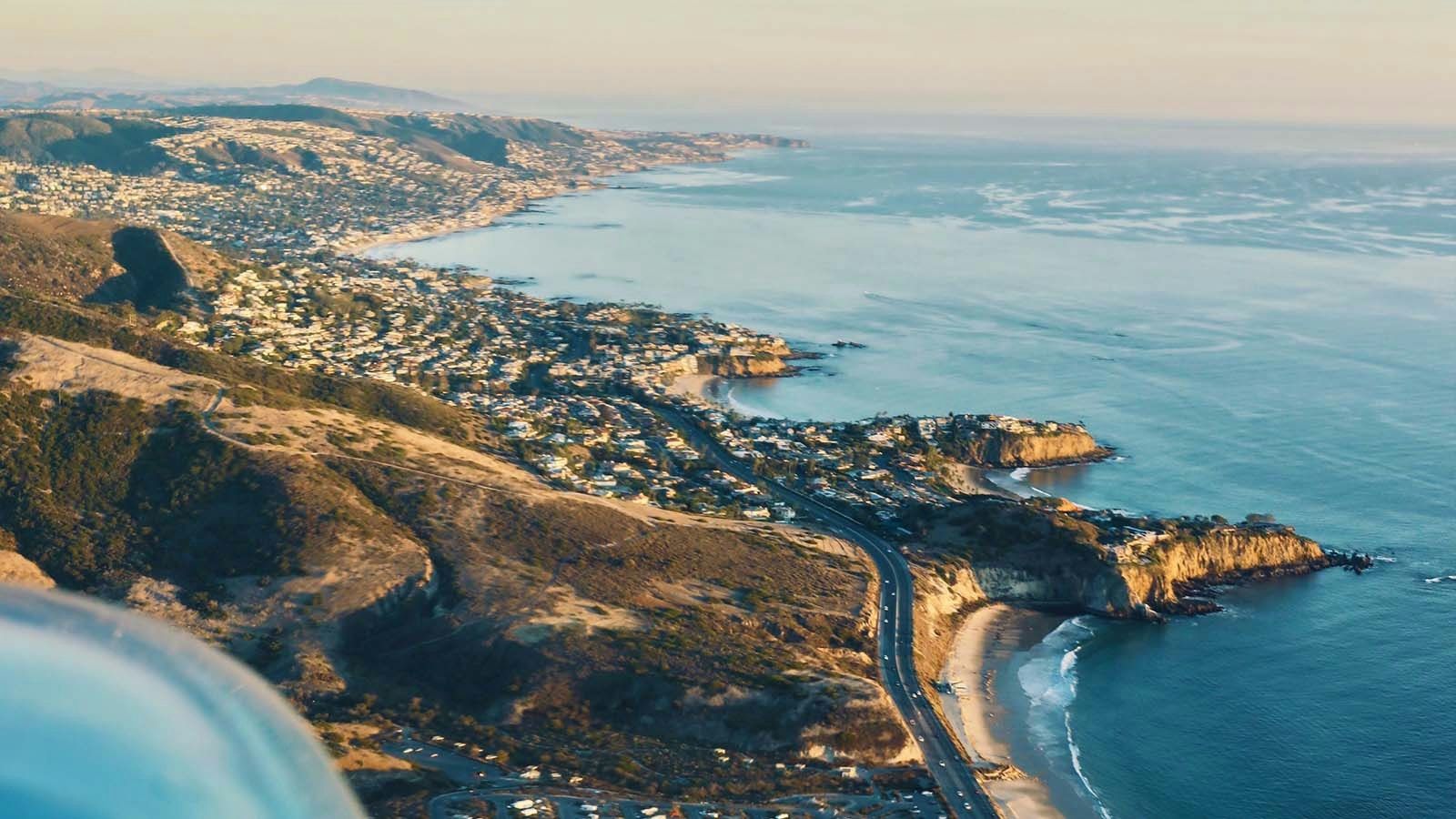 Romantic Sunset Coastal Plane Tour of Orange County for 2 - Image 2