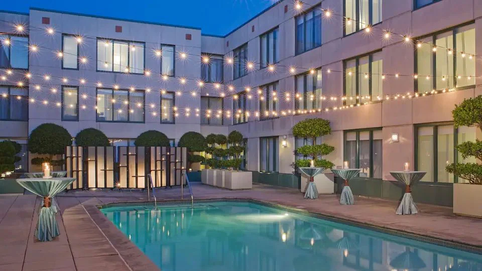San Francisco Serenity: 1-Night Hotel Experience - Image 5