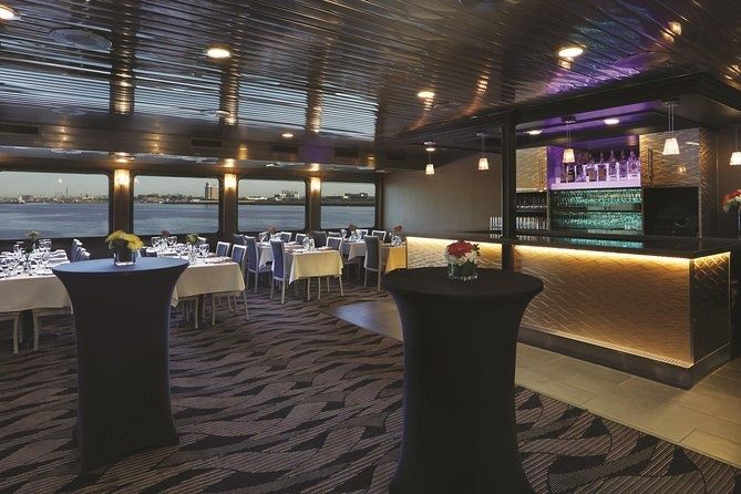 Saturday Boston Romantic Dinner Cruise on Odyssey - Image 4
