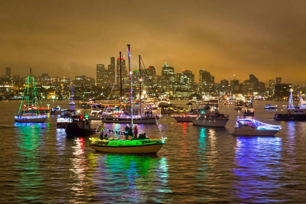 Seattle Holiday Happy Hour Cruise - Image 4
