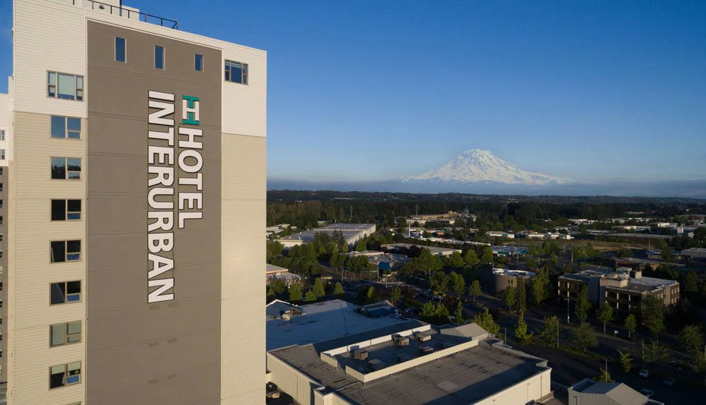 Seattle Serenity: 1-Night Hotel Retreat - Image 11