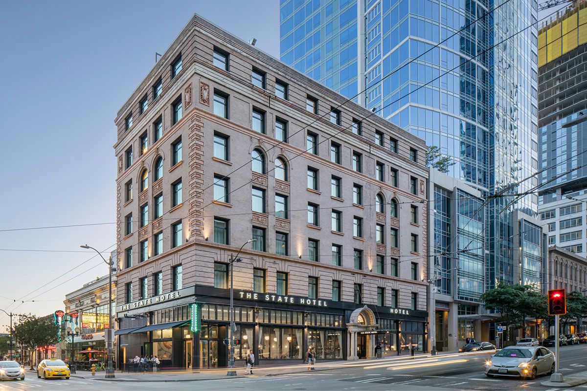 Seattle Serenity: 1-Night Hotel Retreat - Image 2