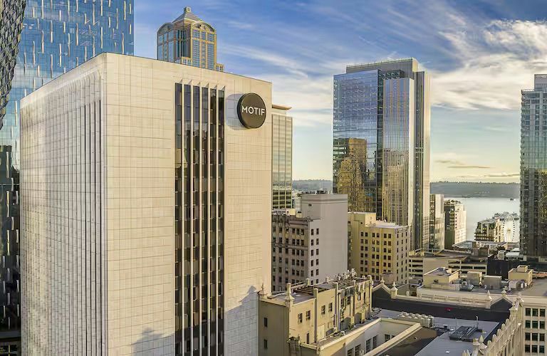 Seattle Serenity: 1-Night Hotel Retreat - Image 6