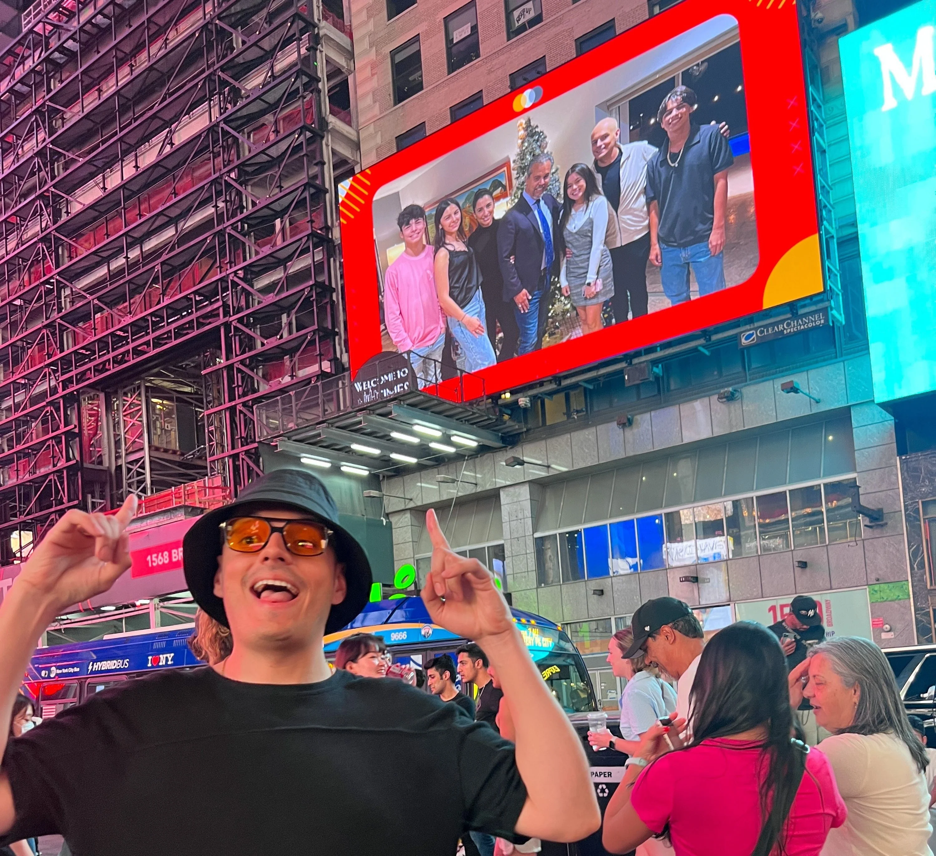 See Yourself or Loved One on a Times Square Billboard for 24 Hours - Image 5
