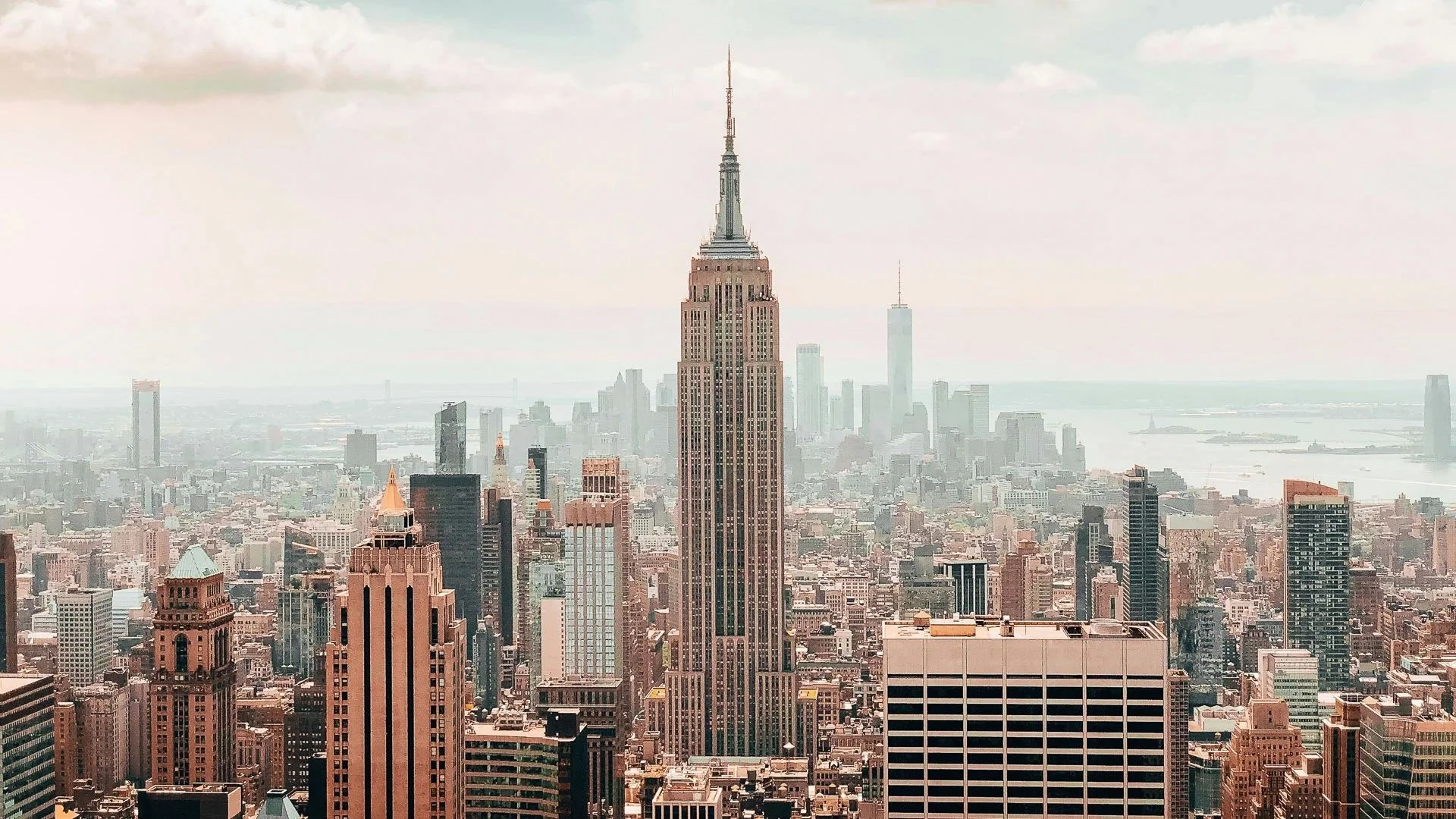 Signature Stay in NYC: 1-Night Hotel Experience - Image 13