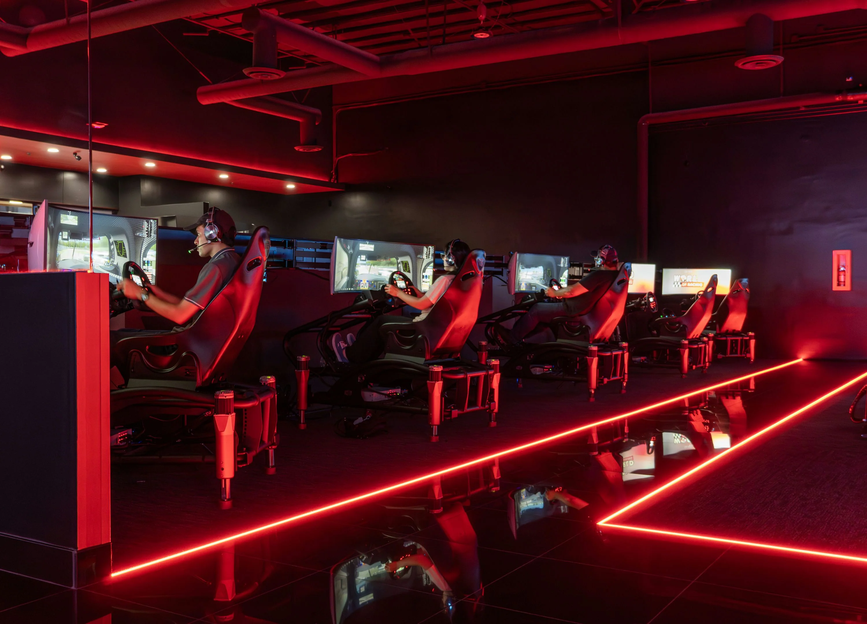 Simulator Racing on the Famous Nordschleife Track - Tustin