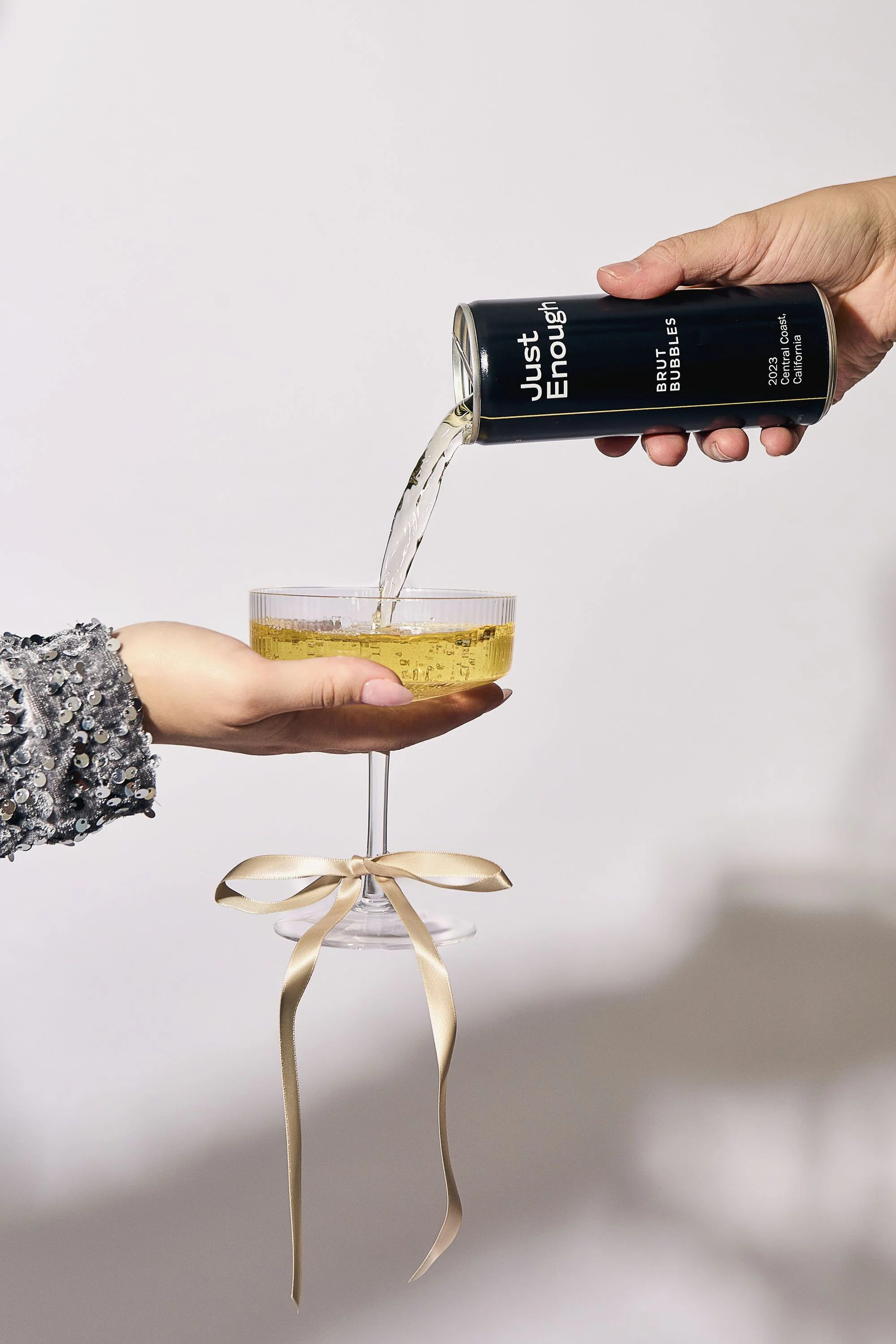 Sip at Home: Sparkling Wine Tasting with a Virtual Wine Expert - Image 3