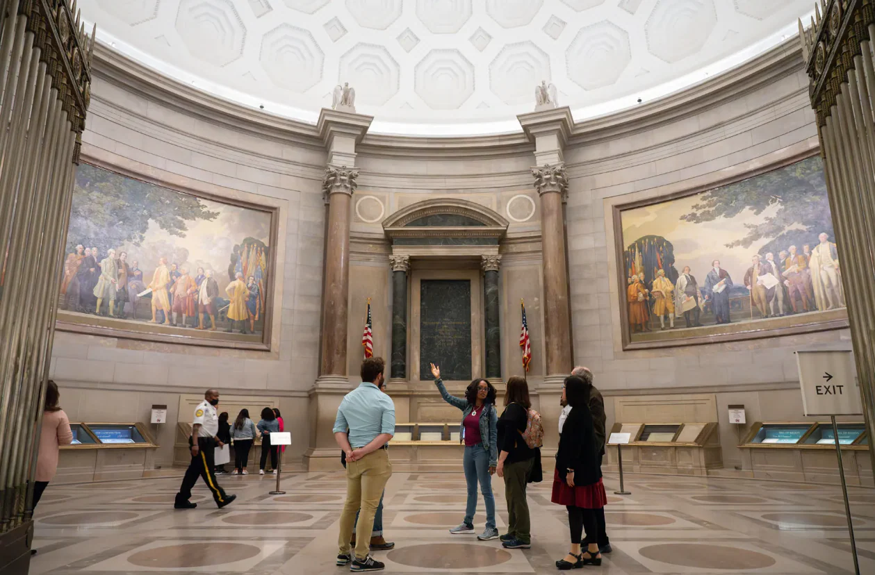 Skip the Line National Archive & US Capitol Tour - Image 5