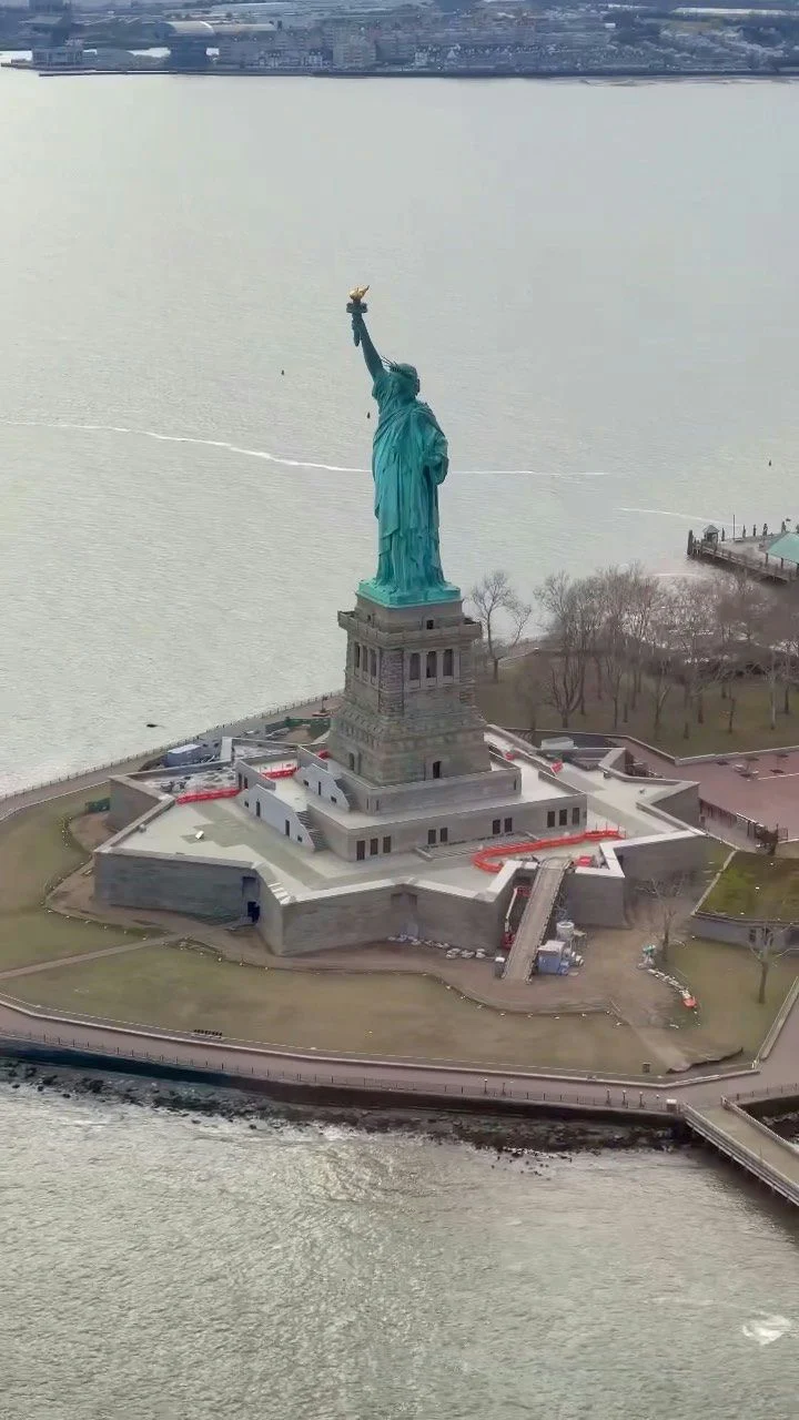 Statue of Liberty Scenic Plane Tour - Image 6