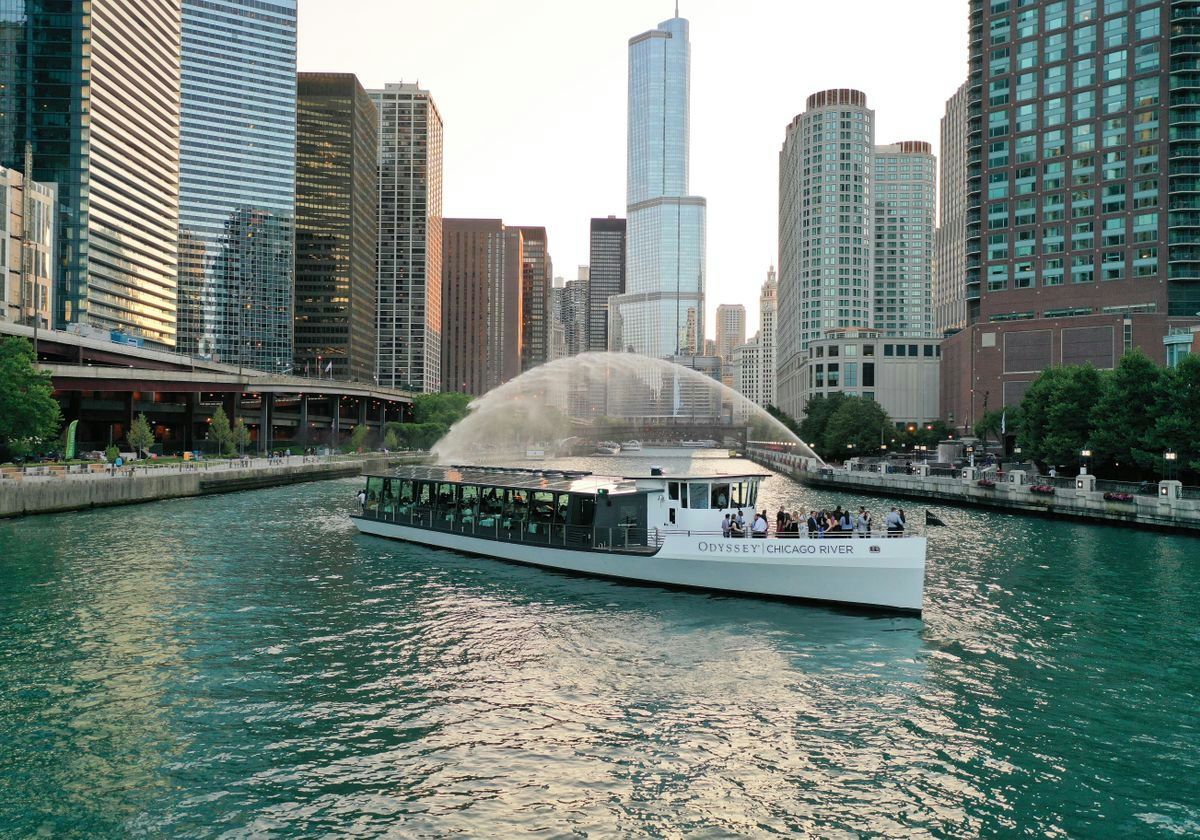 Weekdays & Sunday Odyssey Premier Dinner Cruise on the Chicago River