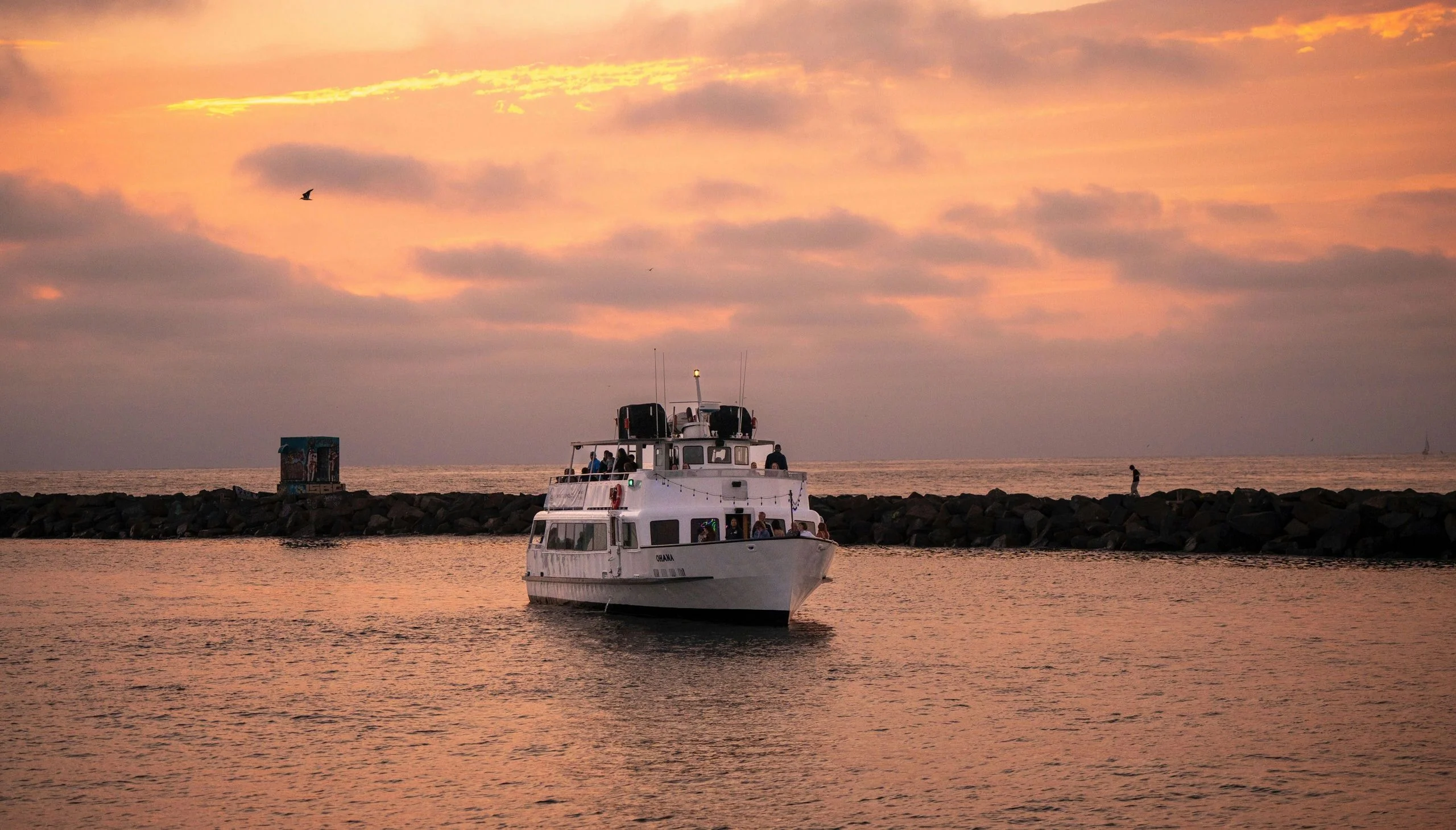 Sunset Cruise with VIP Seating on the Captain's Bridge - Image 3