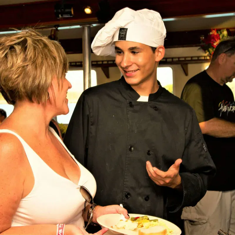 Sunset Dinner Cruise with Unlimited Open Well Bar - Image 2