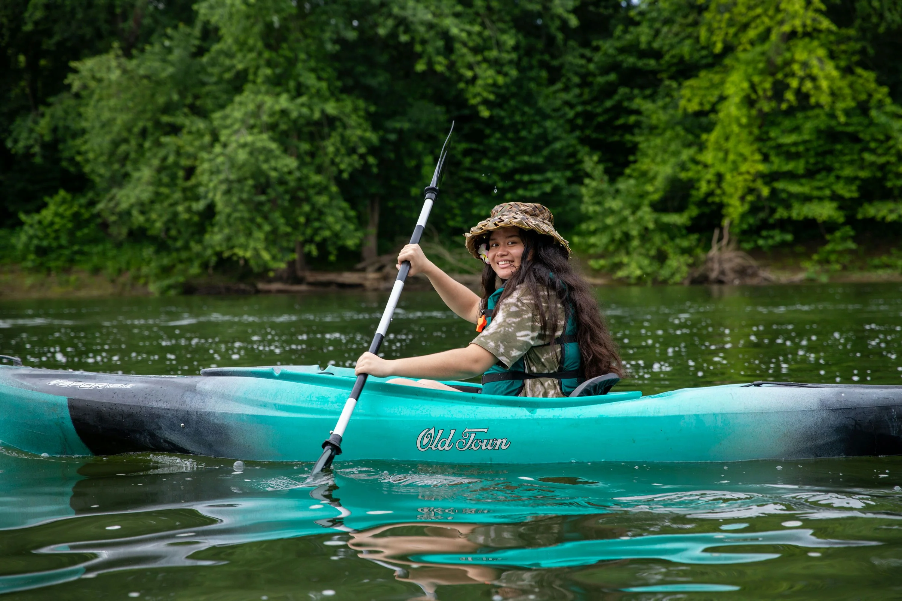 Sunset Kayaking on the Potamac River - Image 9