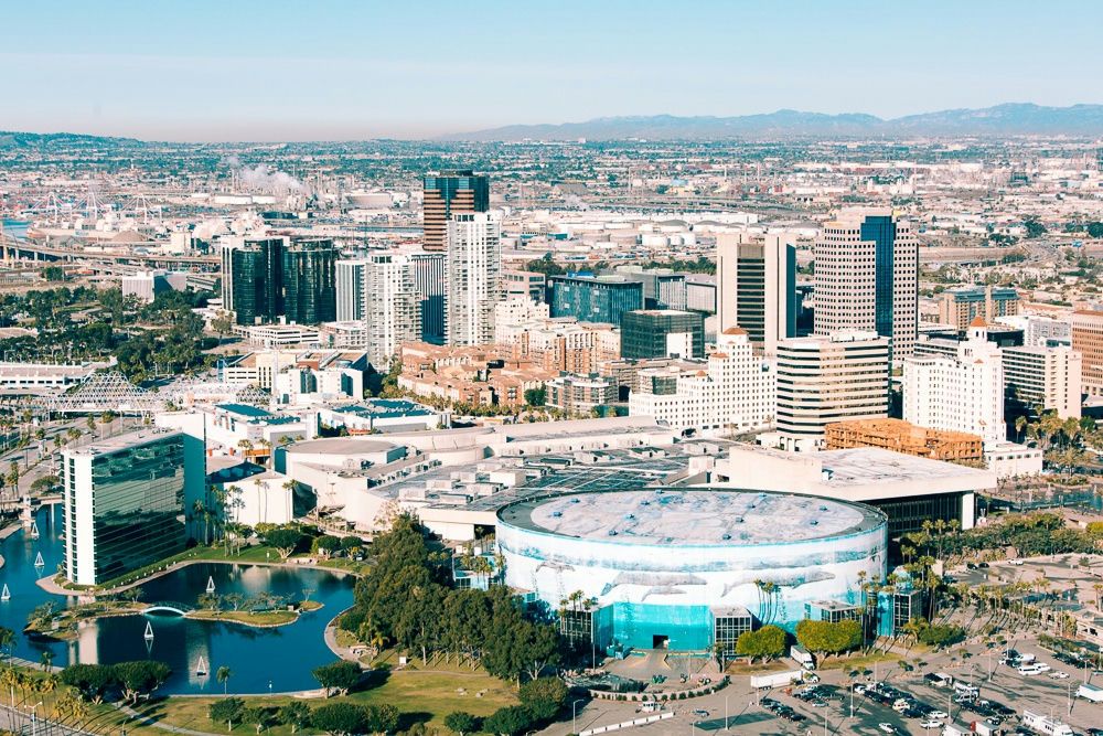 The Long Beach Harbor Tour in a R66 Deluxe Helicopter - Image 3
