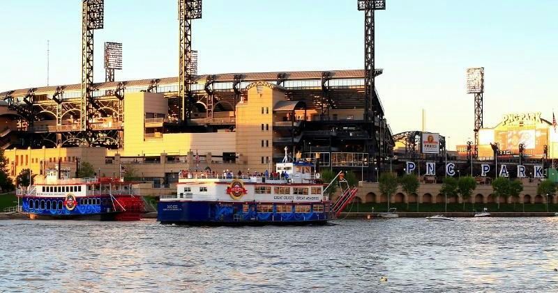 Three Rivers Sightseeing Cruise of Pittsburgh