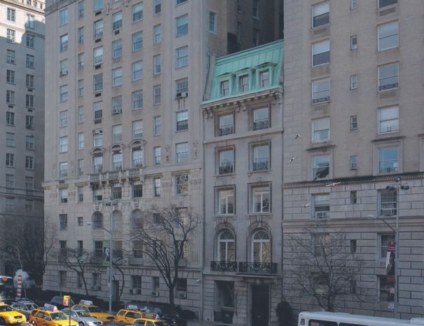 Guided History Tour of the Fifth Avenue Gilded Age Mansions - Image 5