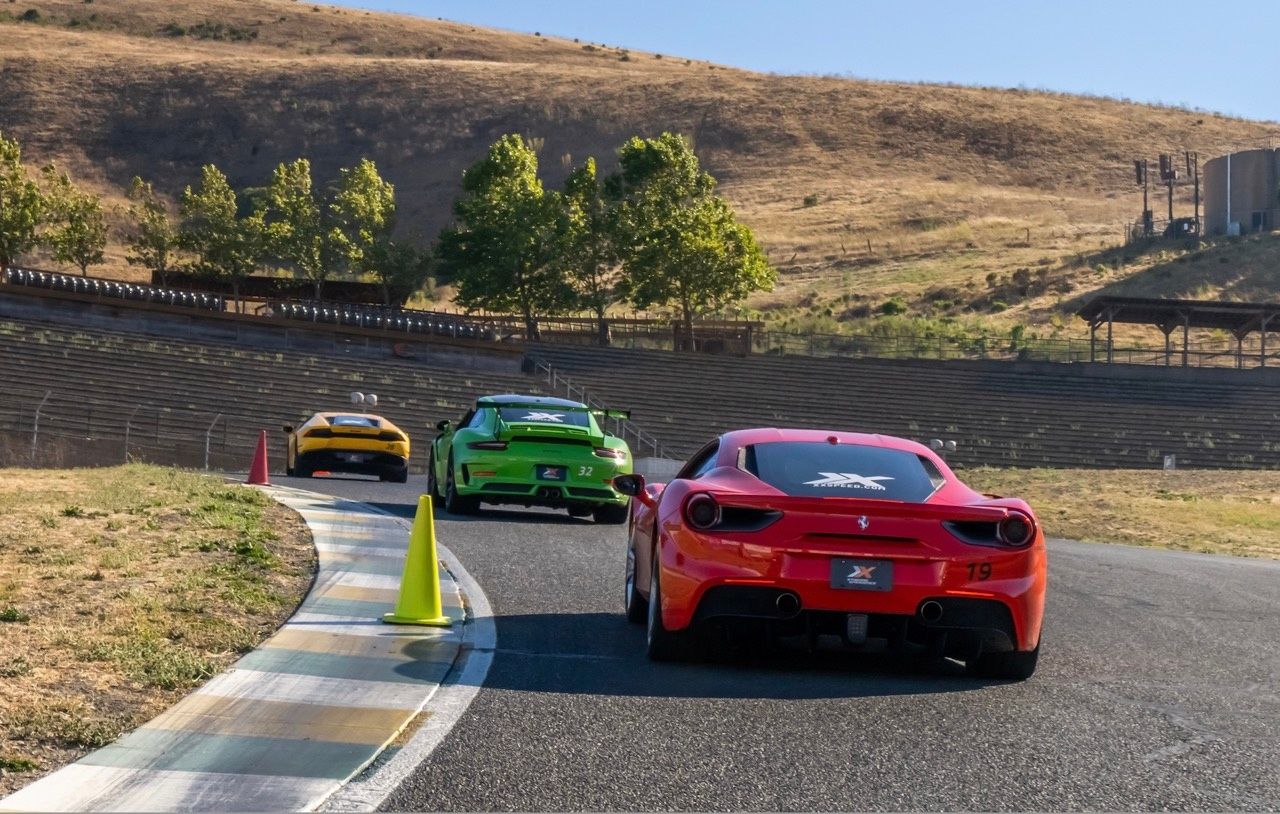 Ultimate Supercar Racing Experience - Hallett Motor Racing Circuit - Image 3
