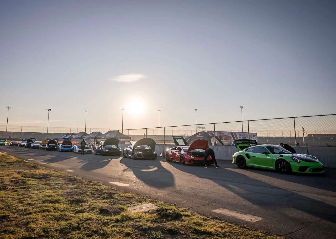 Ultimate Supercar Racing Experience -Thompson Speedway - Image 3
