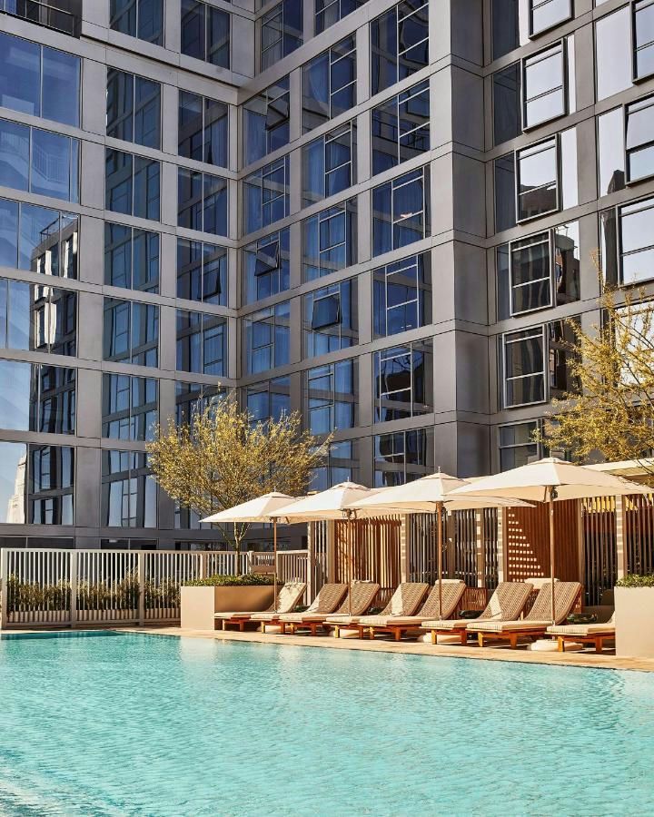 Unwind in LA Luxury: 2-Night Hotel Gift - Image 11