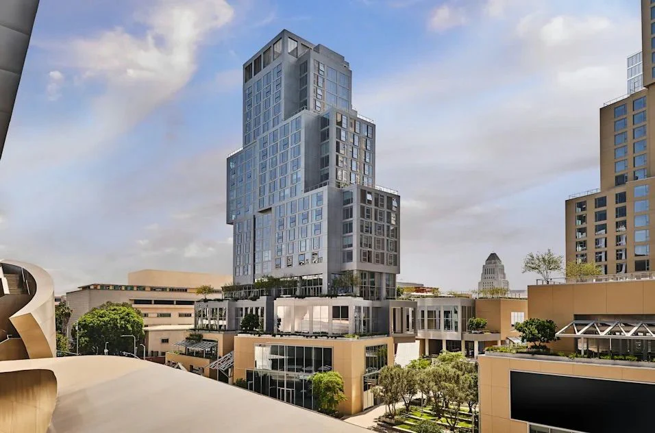 Unwind in LA Luxury: 2-Night Hotel Gift - Image 7