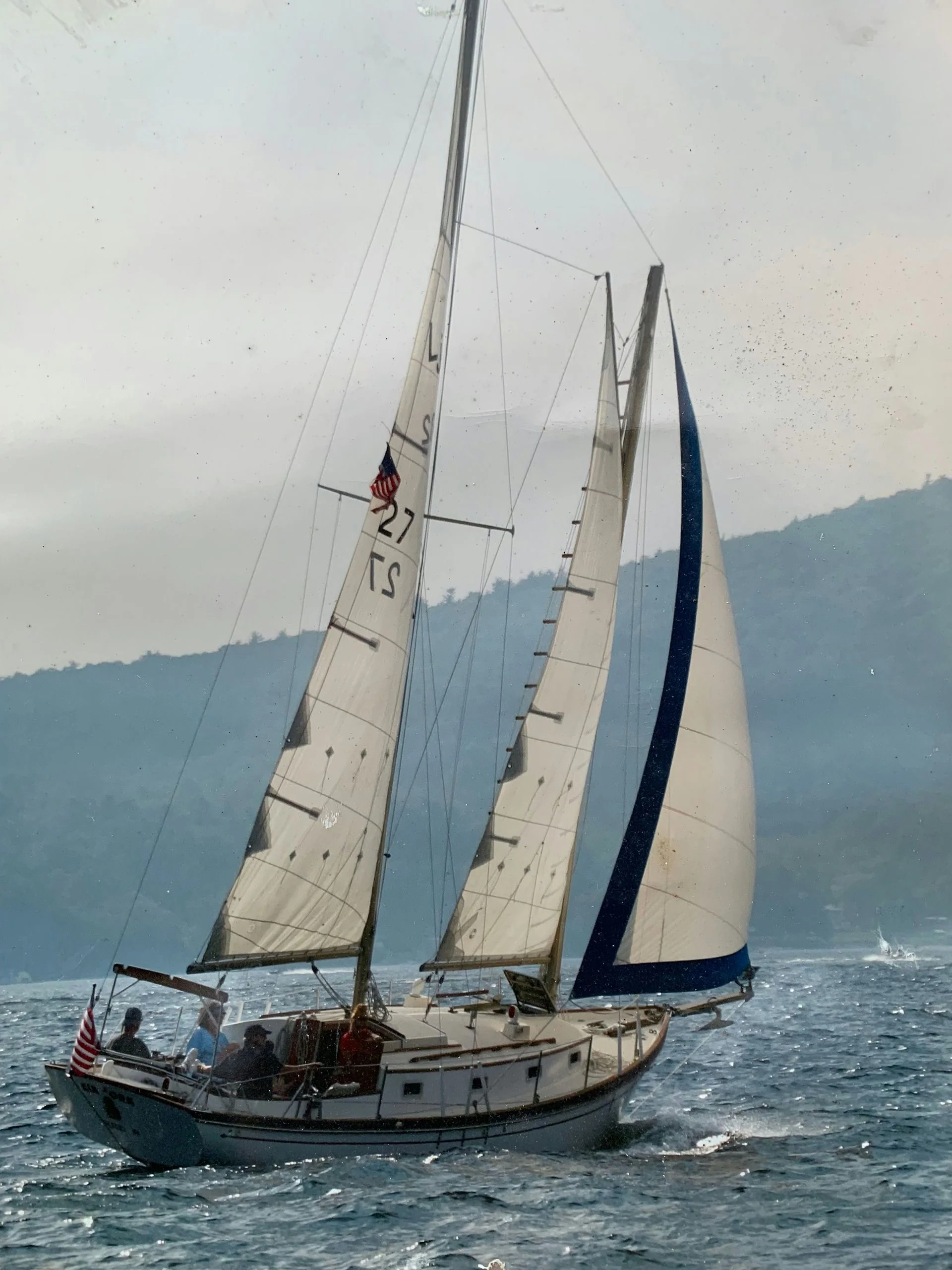 Weekend BYOB Sunset Sail on Unforgettable - Image 4