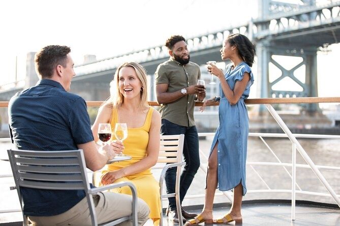 Weekend Signature Bottomless Mimosas Brunch Cruise in Philadelphia - Image 4